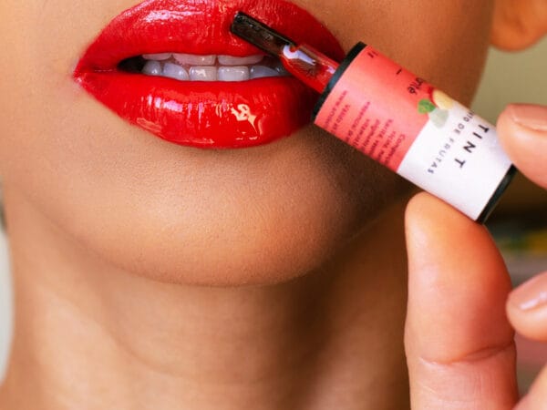 Nosso Lip Tint é O MÁXIMO e com certeza um dos nossos mais vendidos da AmoKarité!