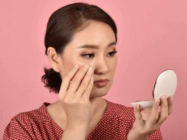 Maquiagem faz mal para a pele?